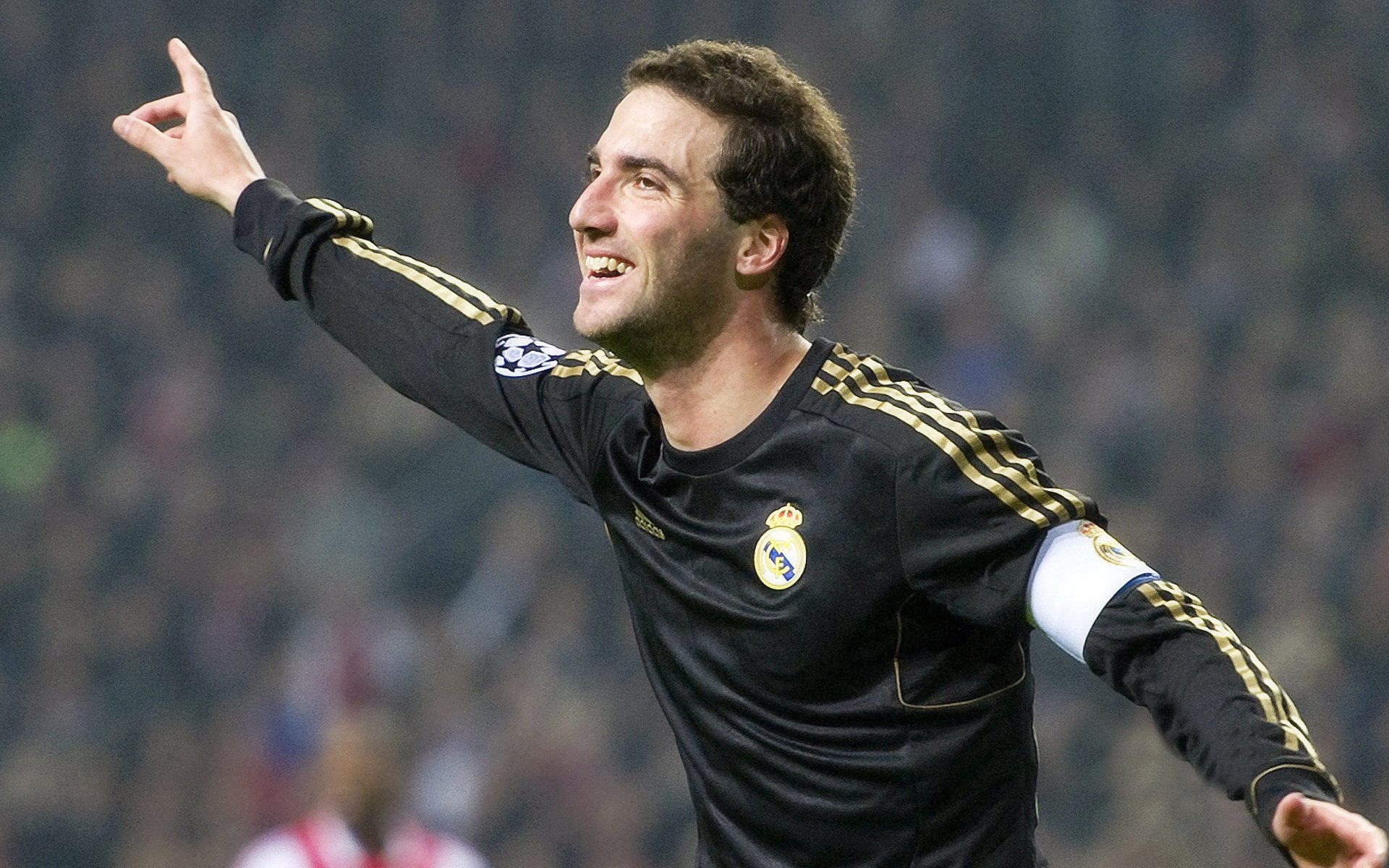 leyu乐鱼在线登录入口-精彩无极限：本轮比赛最激烈的争抢瞬间，挑战无极限下一句